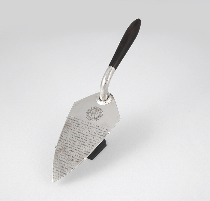 Trowel Slider Image 6